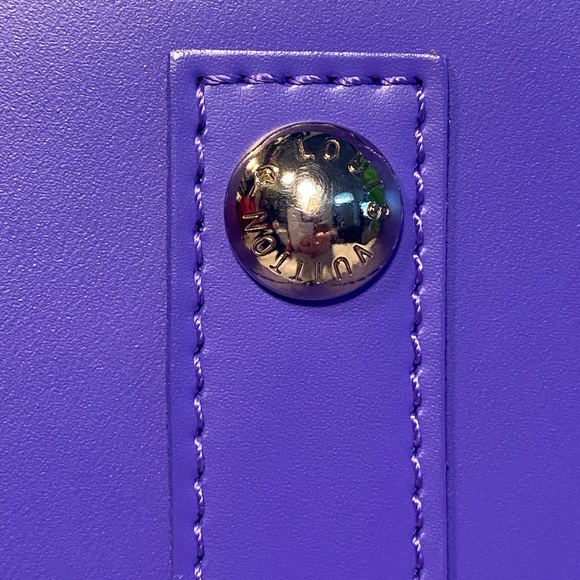 Louis Vuitton Alma PM EPI Leather COA/Original Receipt - Picture 12 of 14